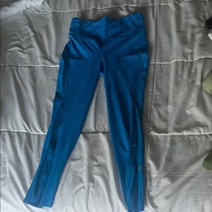 Lululemon base pace leggings in size 6 bright blue